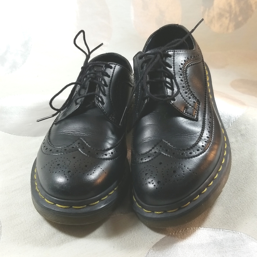 Dr. Martens Vegan 3989 Black Brogues Wingtip Shoes VG- US 8